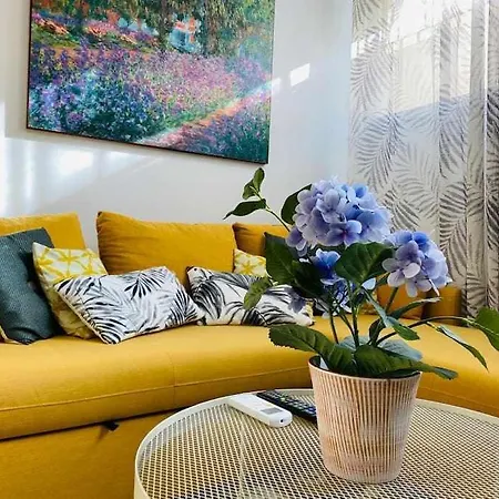 Apartment Bazan Wabi