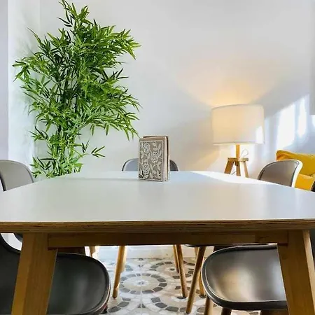 Apartment Bazan Wabi Malaga
